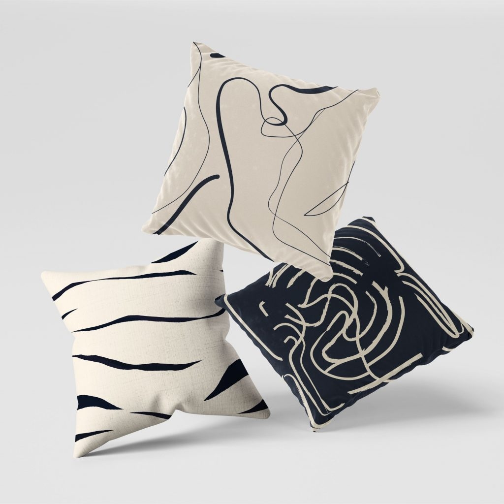 Set of 3 abstruse distressed figuration cushion covers